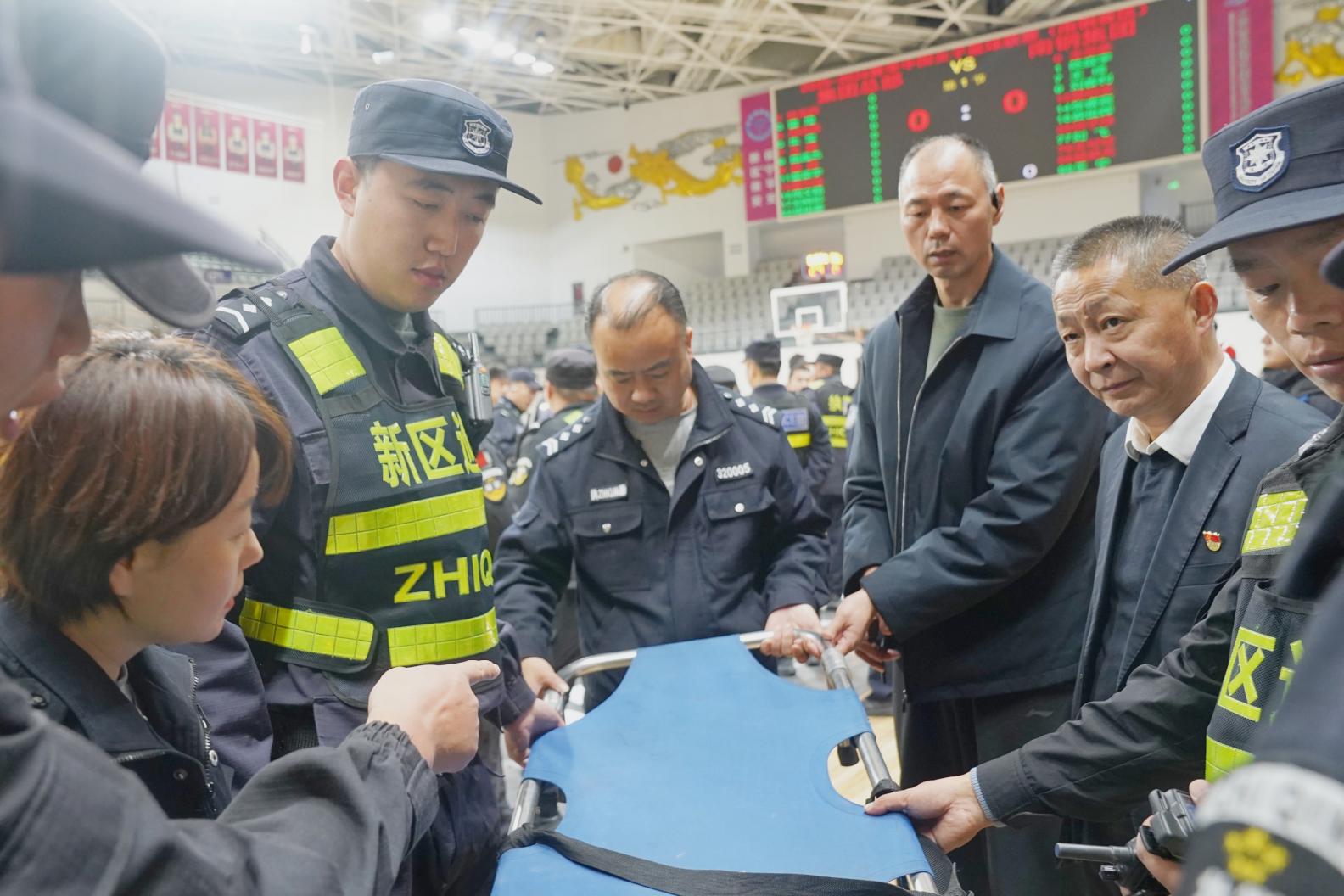 E:/25.12.10后 上傳網(wǎng)站留存/“保安衛(wèi)士”護(hù)航，熱血燃賽場(chǎng)！——南京市保安服務(wù)有限公司大廠分公司保障WCBA女籃聯(lián)賽激情開燃/照片/微信圖片_20251210133623_254_1.jpg微信圖片_20251210133623_254_1